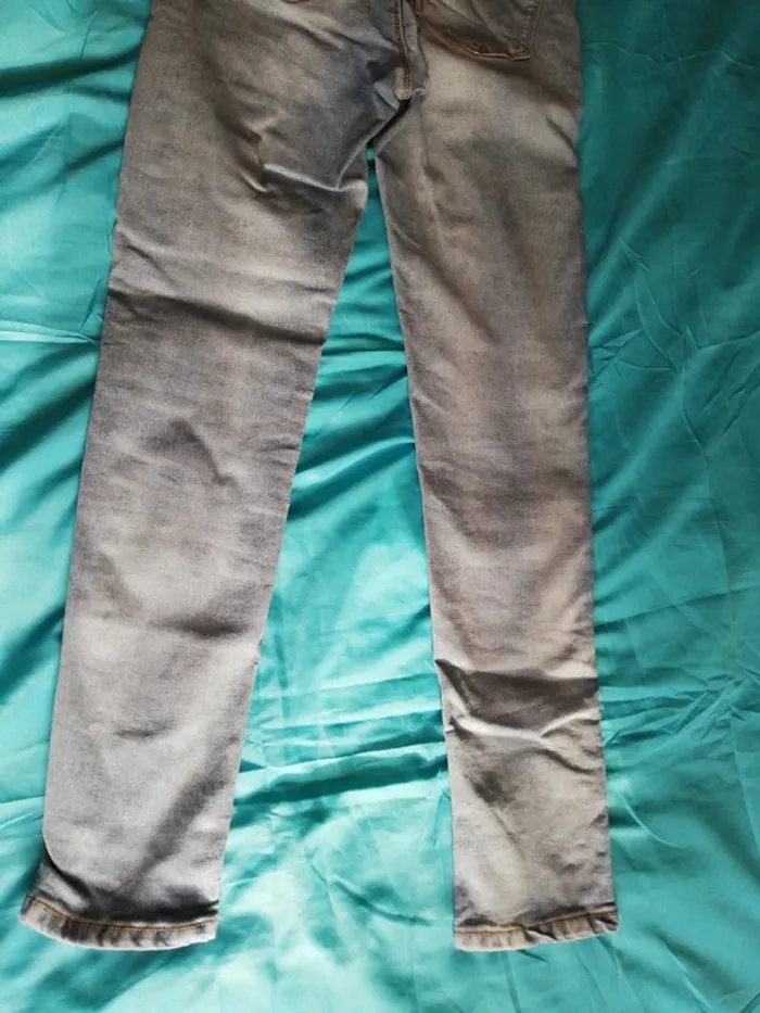 Jeans skinny ado. - photo numéro 4