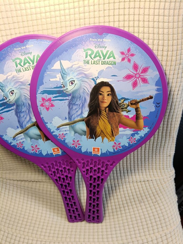 Raquette neuves du monde de raya - photo numéro 2