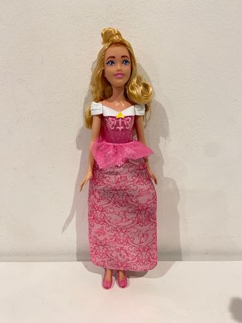 Poupée Aurore – Disney Princesses – Mattel (2022) – 30 cm