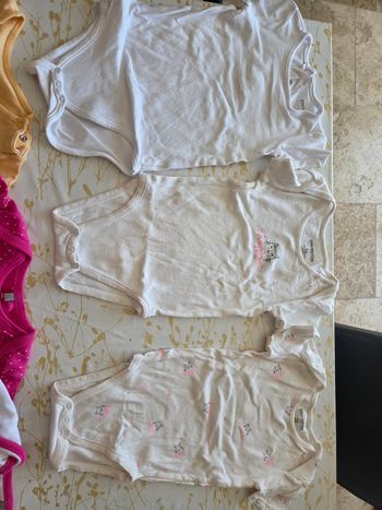 Lot de vêtements fille 23 / 24  mois - Très Bon état