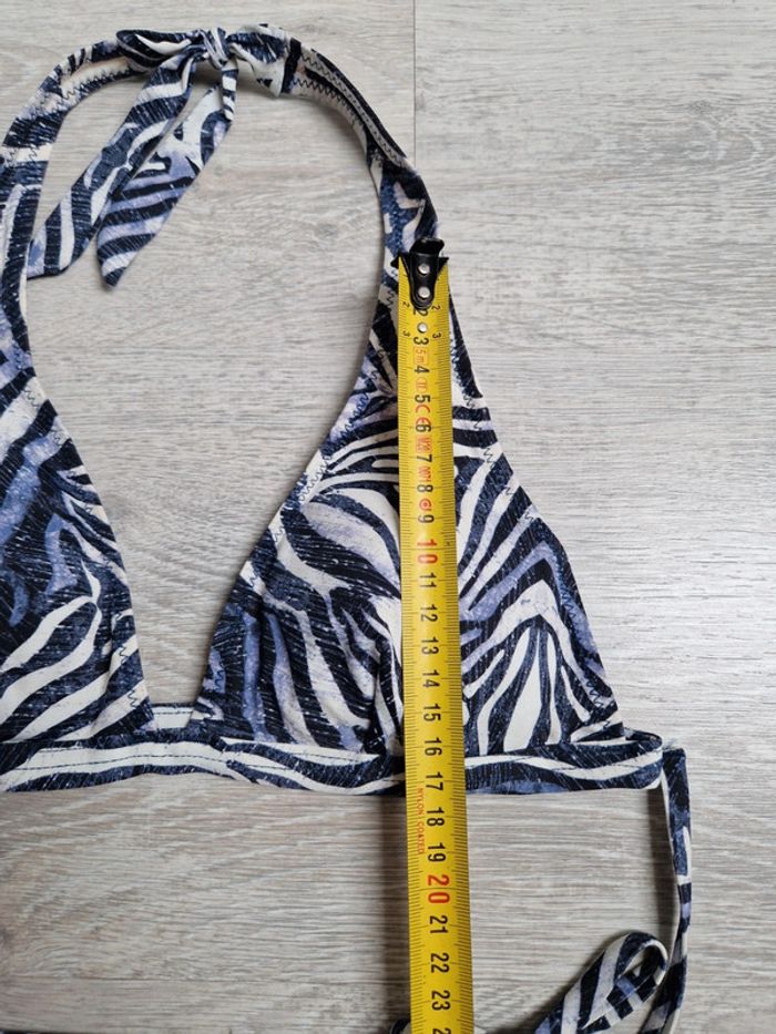 Maillot de bain bikini 2 pièces zébré bleu Morgan neuf indiqué taille 36 mais convient à un 34 - photo numéro 6