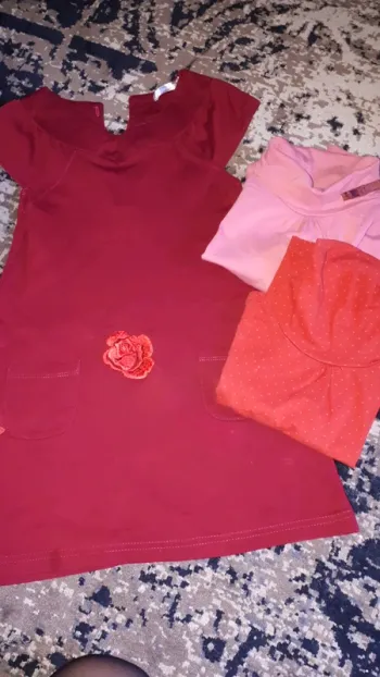 Lot de vêtements fille