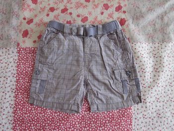 Bermuda toile à carreaux 9 mois