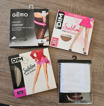 3 paires de collants + pochettes lavage