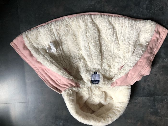 Manteau rose à capuche fourrure 2 ans Kiabi - photo numéro 4