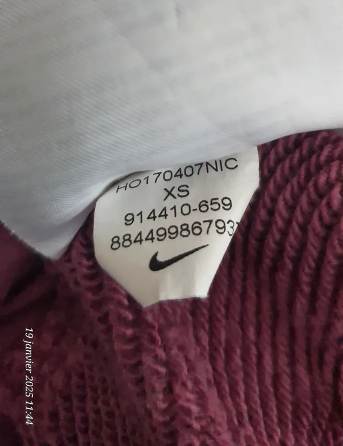 Magnifique Sweat Nike - photo numéro 4