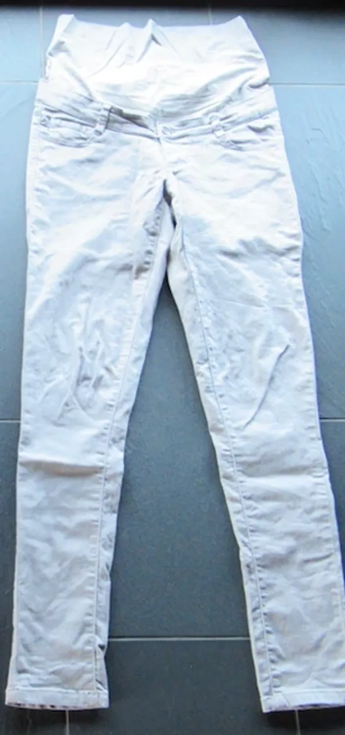 Lot 8 vêtements grossesse / maternité 38 / 40 / M + don de vêtements - photo numéro 2