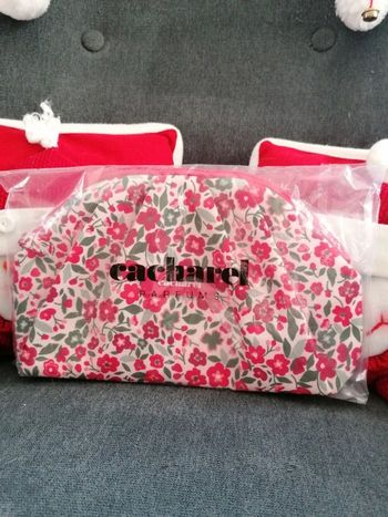 Pochette 17x28 cm Cacharel