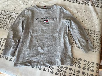 T Shirt ML Tommy Hilfiger 110cm