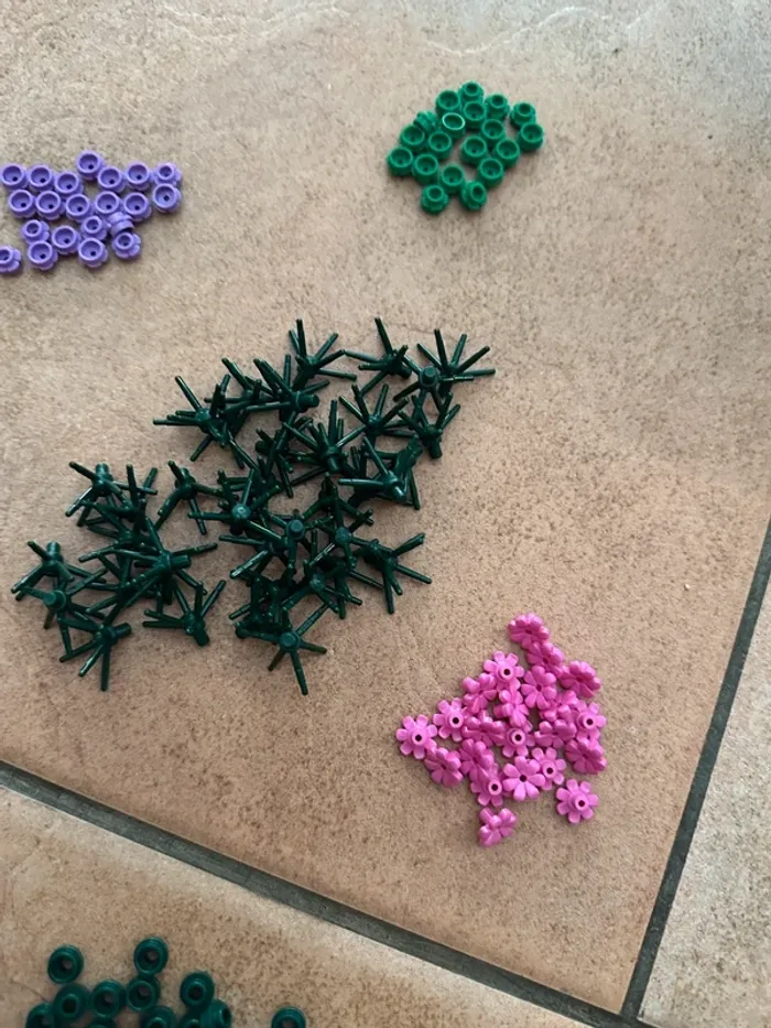 40 Plant et 120 fleurs et feuilles Lego détails dans l’annonce - photo numéro 6