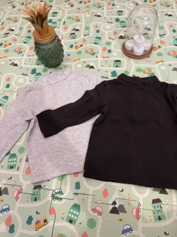 Lot sous pull Kiabi 24 mois