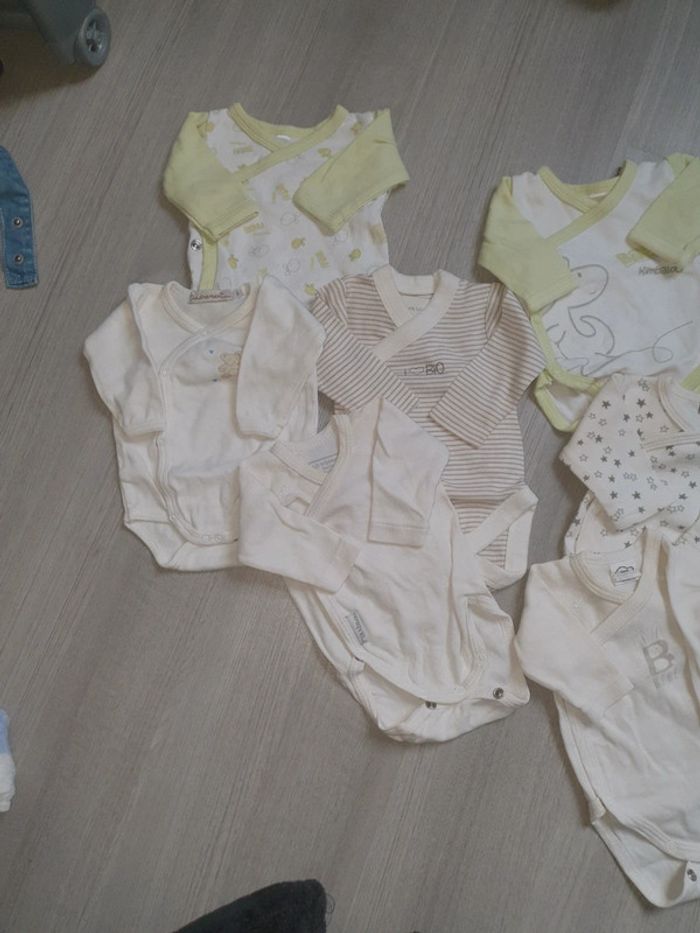 Lit 9 bodies taille 0 mois - photo numéro 2
