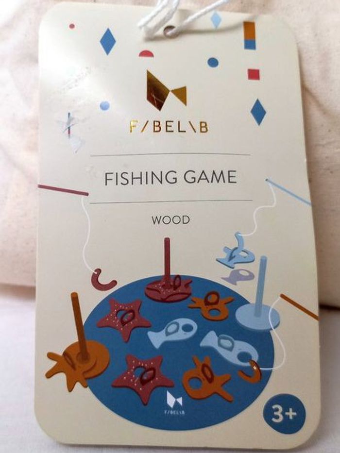Pêche à la ligne en bois