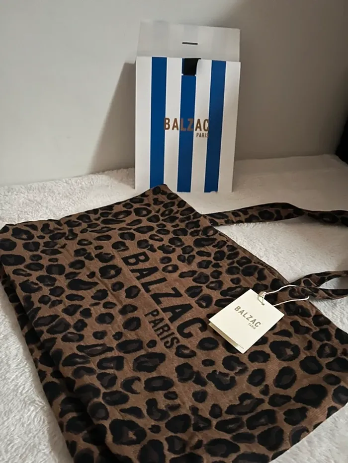 Cabas balzac léopard et pochette