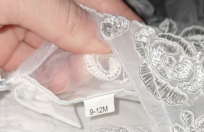 Robe baptême - photo numéro 2