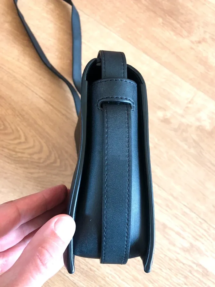 Sac bandoulière noir cuir neuf Made in France - photo numéro 3