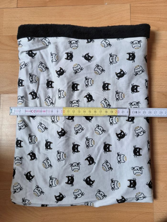 Snood chats blanc et noir - photo numéro 3