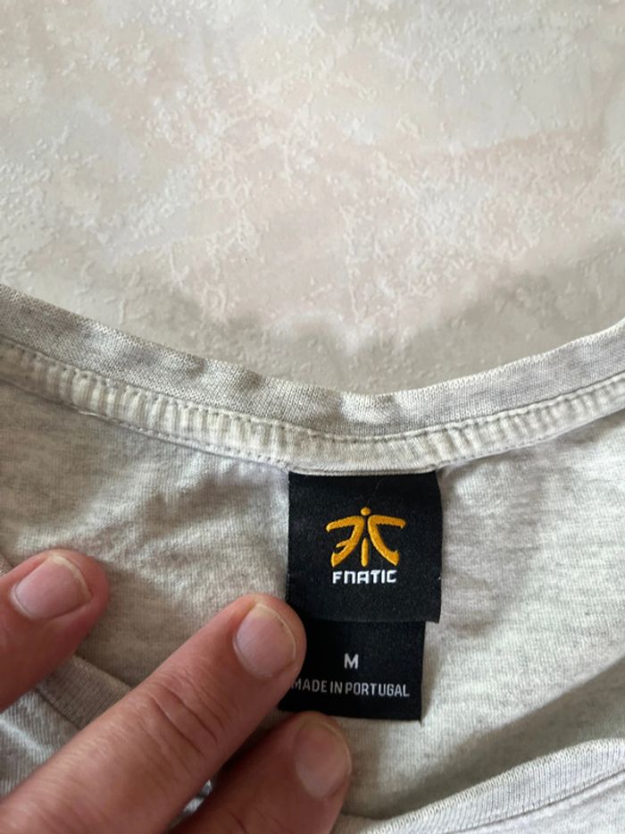 Tee shirt Fnatic / M/ Gris/ Excellent état - photo numéro 3