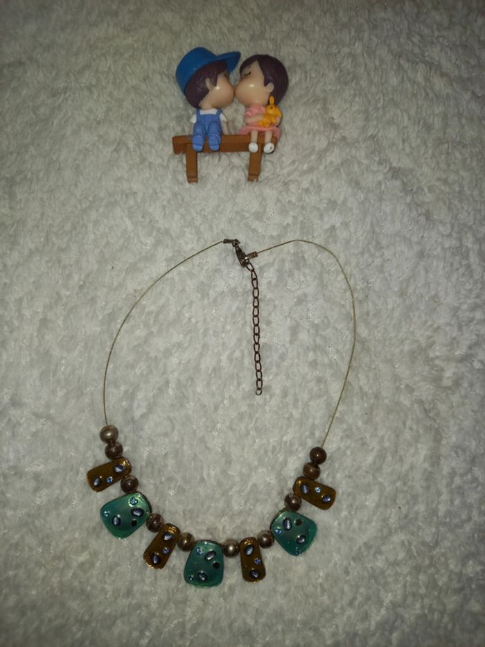 Collier a fil bleu éthique - photo numéro 3