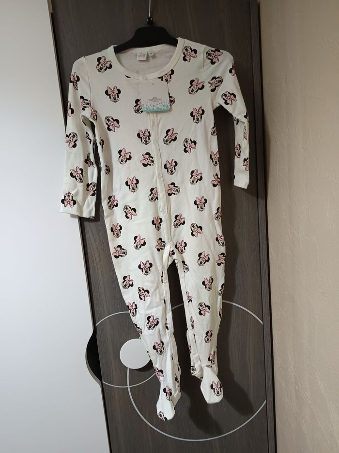 Pyjama crème Minnie 36 mois
