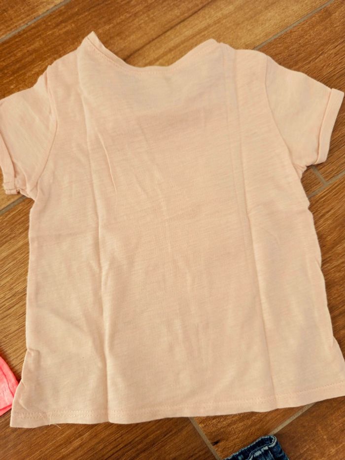 Ensemble 9/12 mois, short jean étoiles+2 tee shirts - photo numéro 10