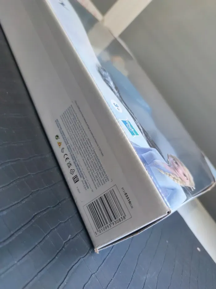 Figurine en boîte Disney Frozen elsa et le Nokk - photo numéro 6