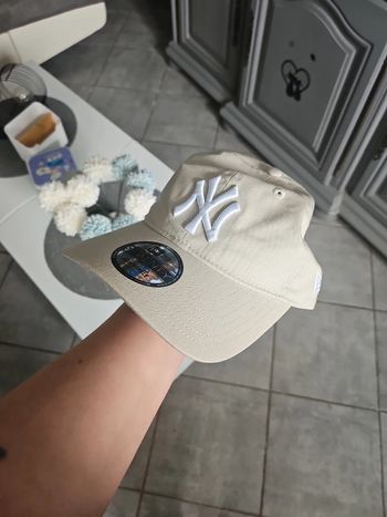 Jolie casquette neuve