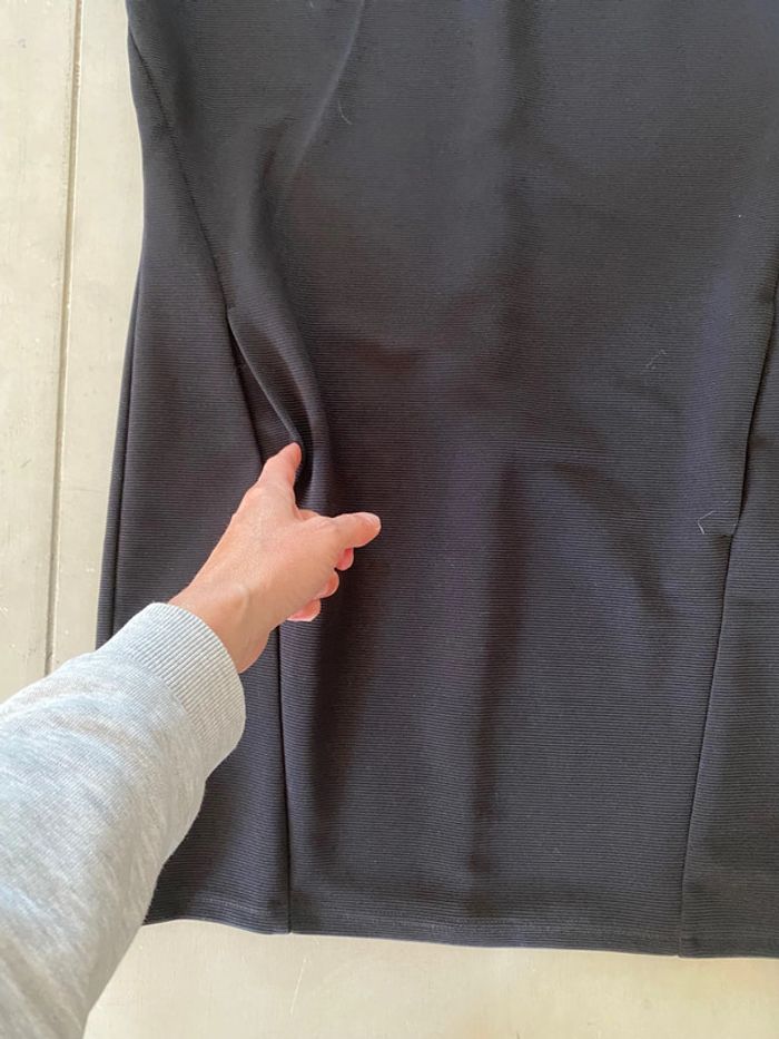 Robe noire Camaieu taille 38 - photo numéro 9