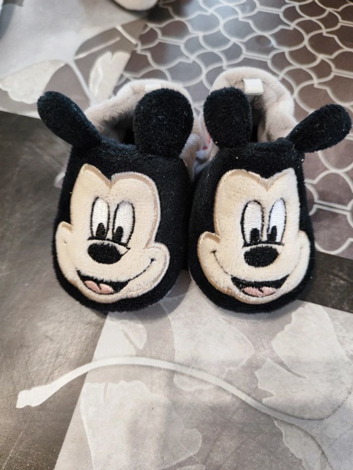 Chausson Mickey 0/3