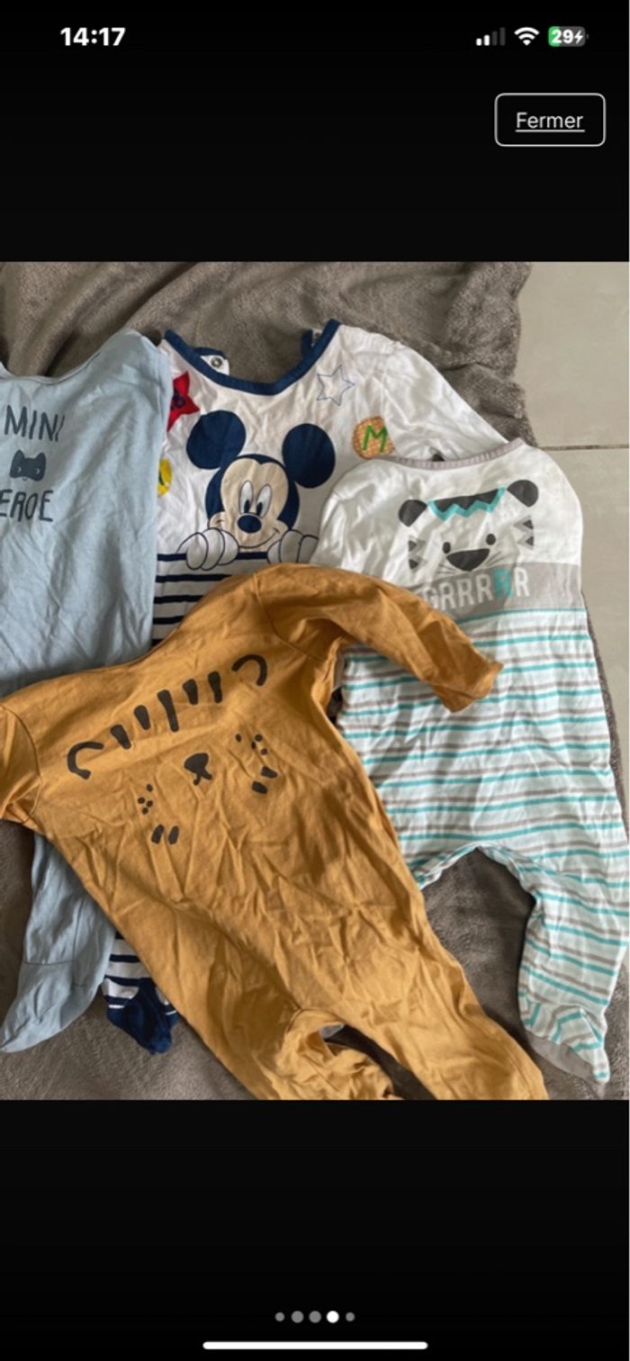 Lots pyjamas garçon ,grenouillère 6 mois - photo numéro 3
