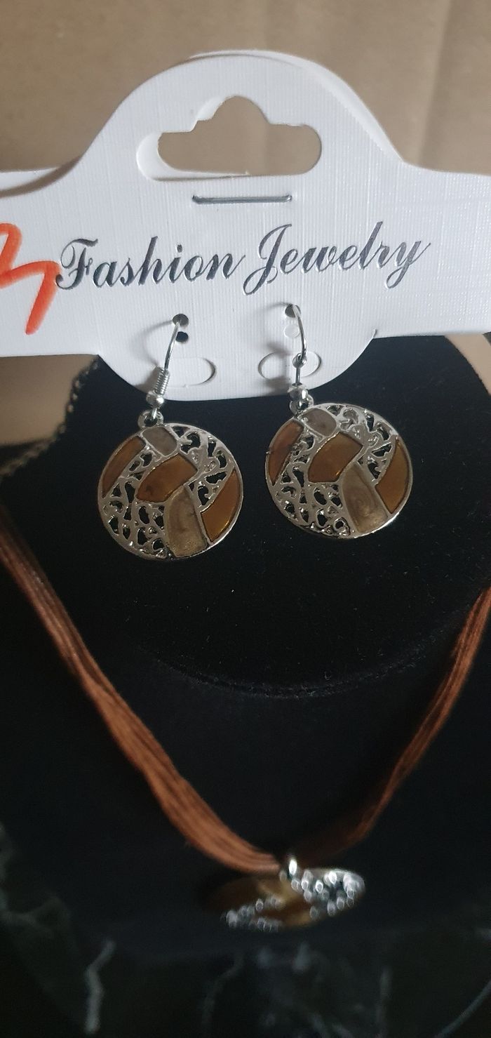 Parure - photo numéro 3