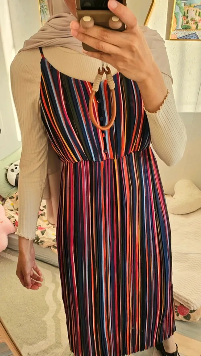 Robe longue plissée multicolore taille m neuve - photo numéro 3