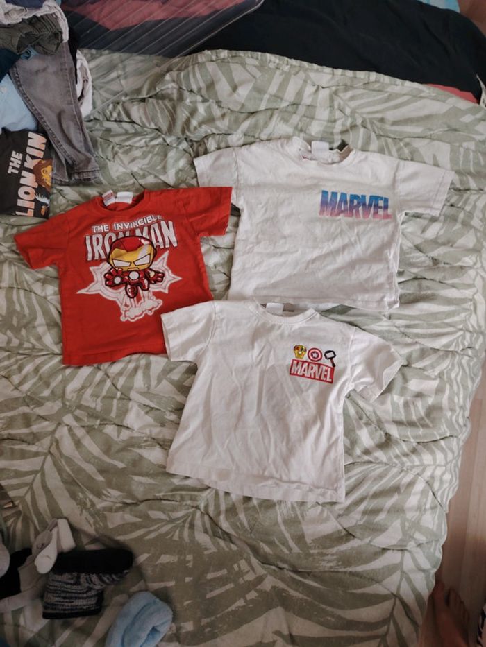 Lot t shirt marvel zara