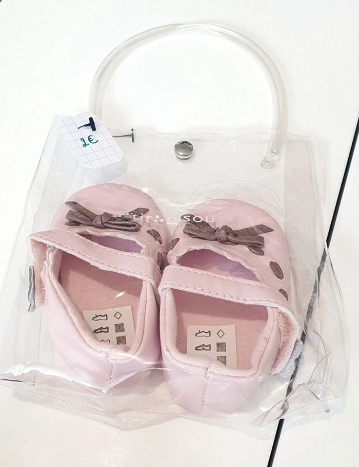Lot chaussures bebe fille - photo numéro 8