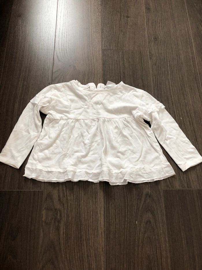 Haut Zara blanc avec volants 12-18 mois