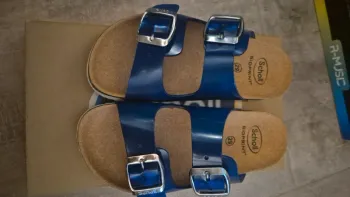 Sandales Scholl