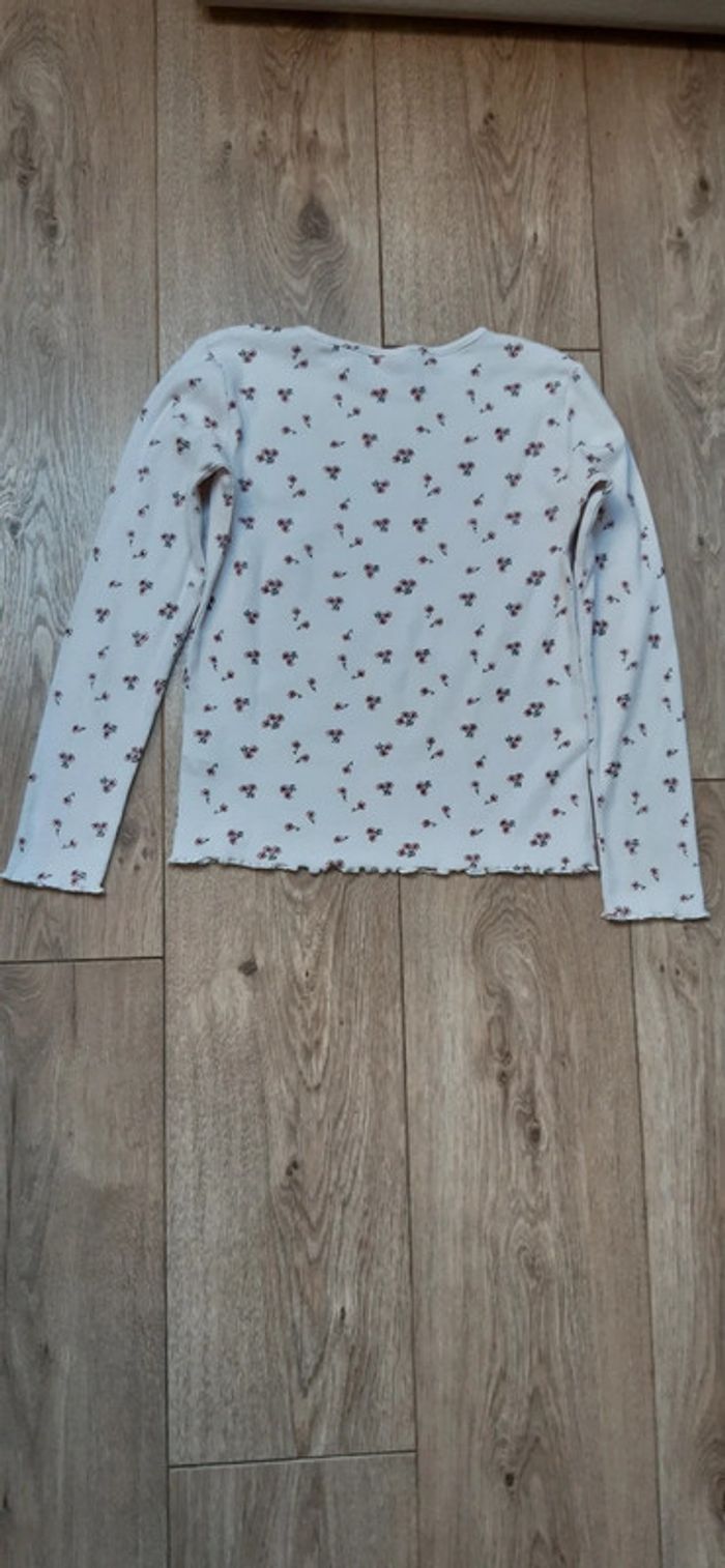 Tee-shirt ML côtelé tape à l'oeil écru motif fleuri 10 ans en parfait état - photo numéro 3