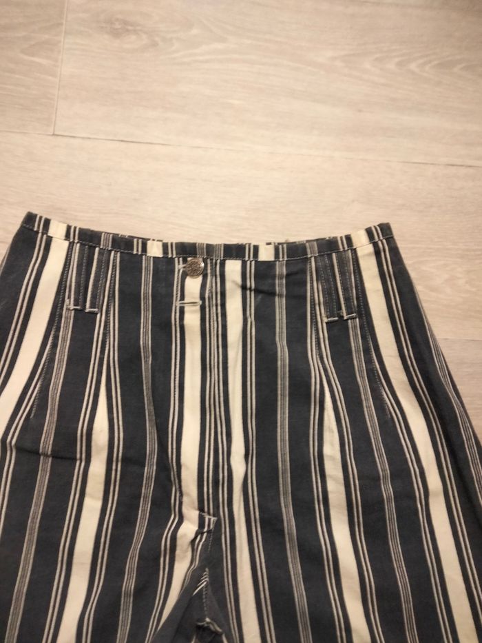 Très joli short jupe