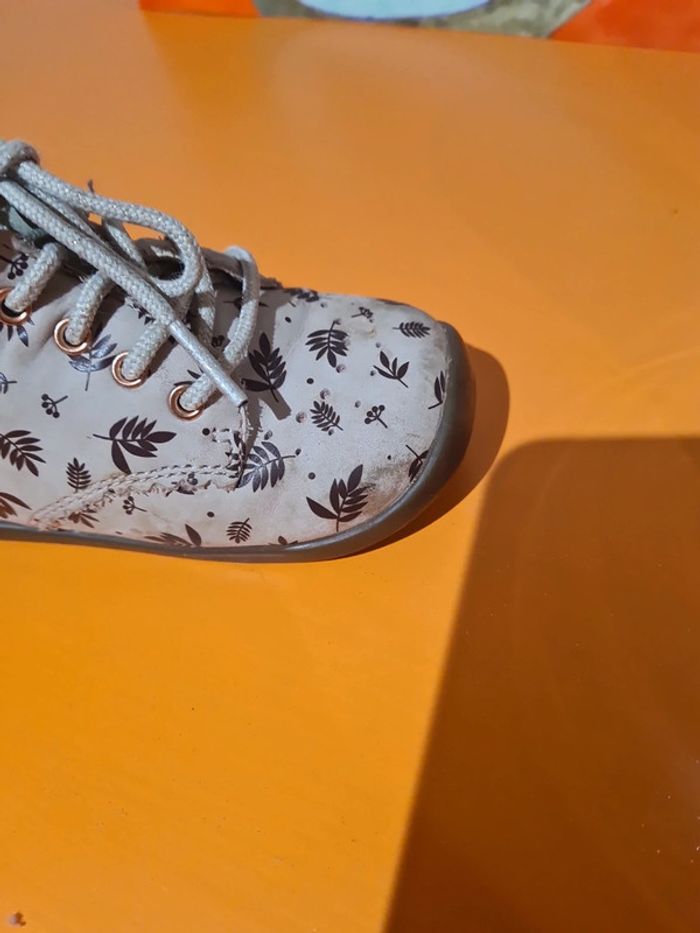 Chaussure 22 - photo numéro 6