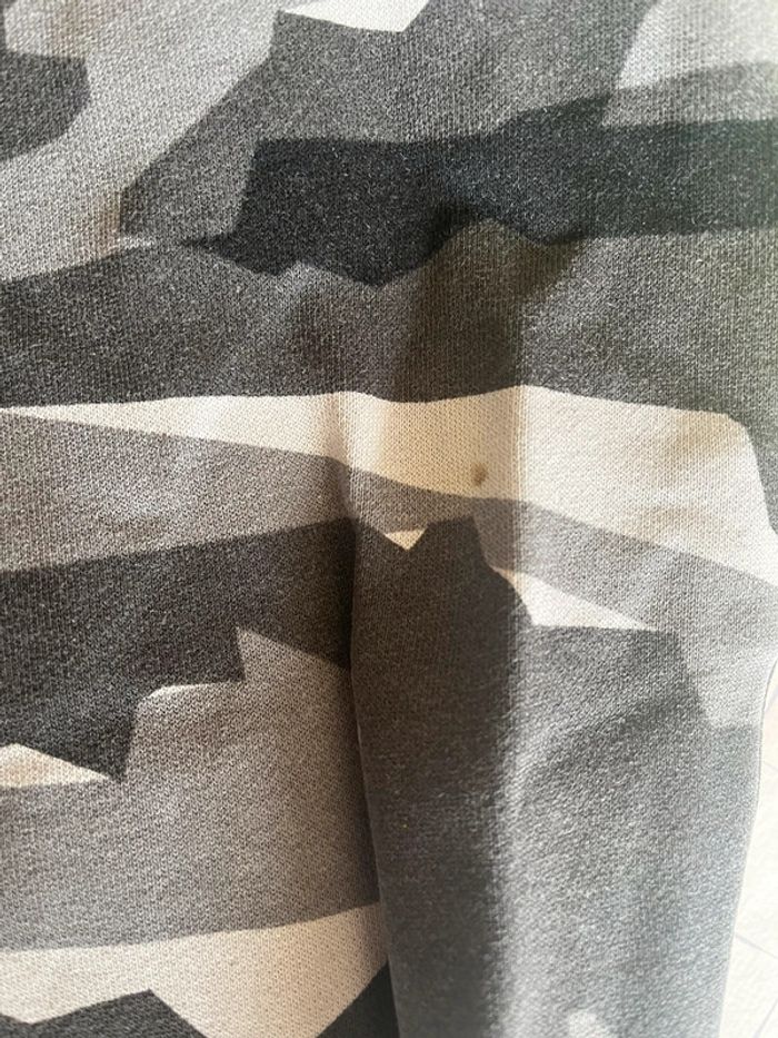 Sweat-shirt - photo numéro 2