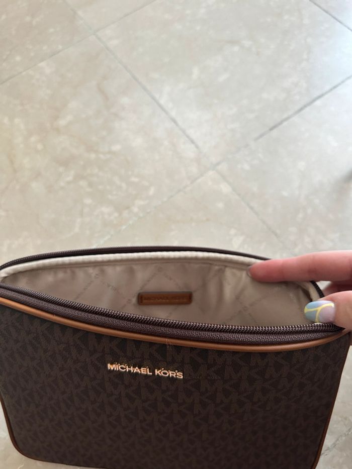 Michael Kors Kali Sac à main 2 en 1 Medium Bag Tote - photo numéro 15