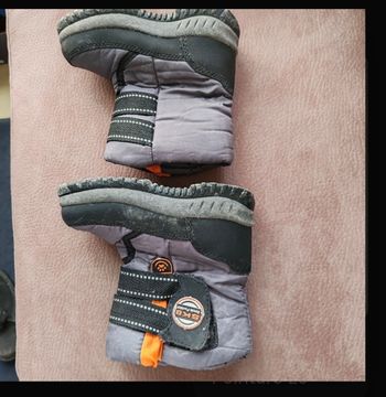 Bottes neige / après-ski enfant SK8 – Pointure 25 – Bon état
