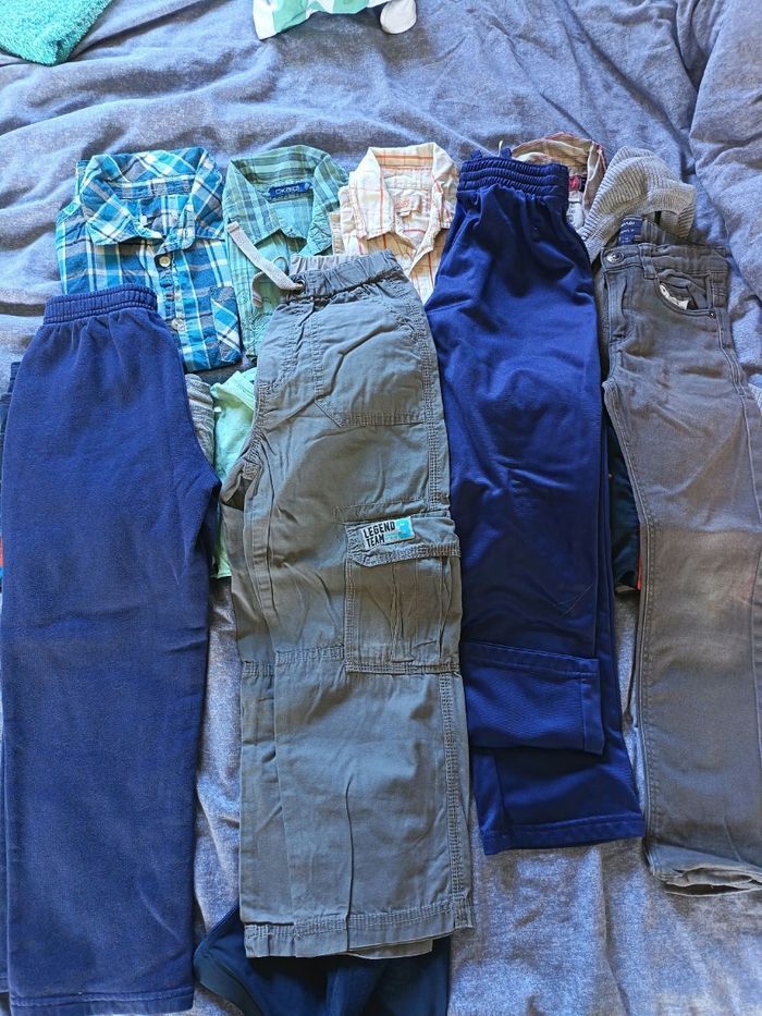 Très gros lot 20 vêtements garçon 6 ans - photo numéro 6