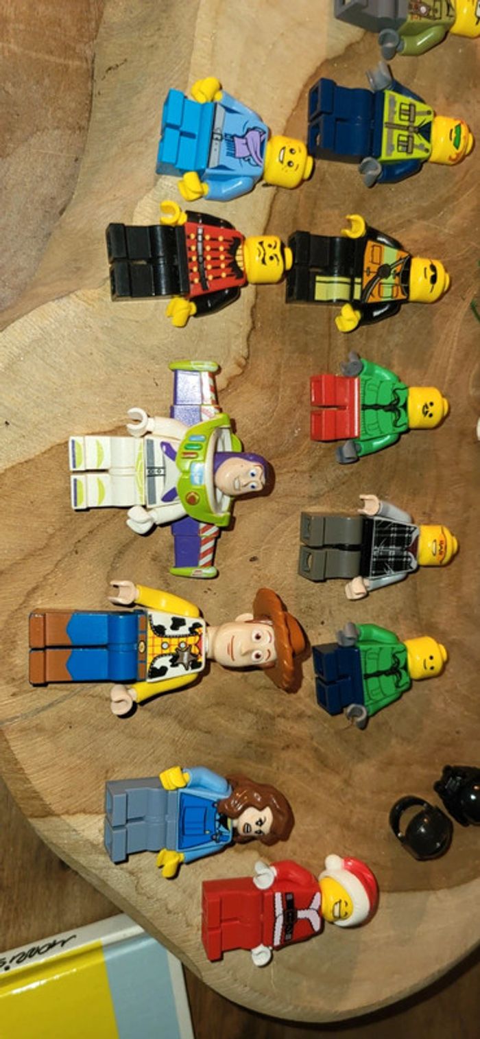 Gros lot de figurines lego - photo numéro 6