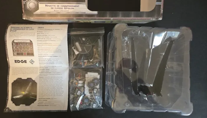 Navette de commandement de classe Upsilon - X-Wing V1 - Fantasy Flight Games - photo numéro 3