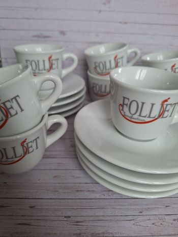 Lot de tasses et soucoupes à café Folliet