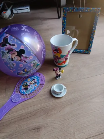 Mickey et Minnie Disney. 1€ l'article , 3€ le lot