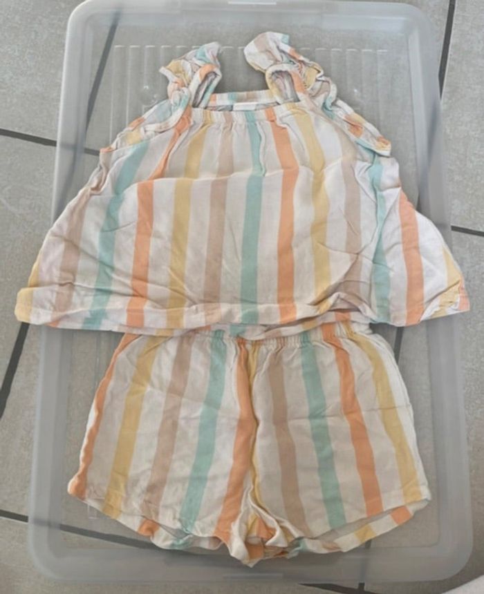 Ensemble rayé
