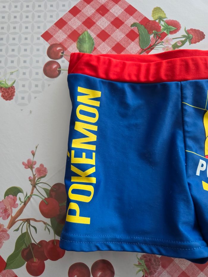 MAILLOT BAIN GARÇON PIKACHU TAILLE 8ANS - photo numéro 4