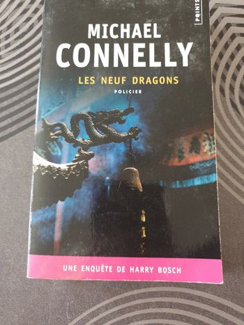 Les neuf dragons